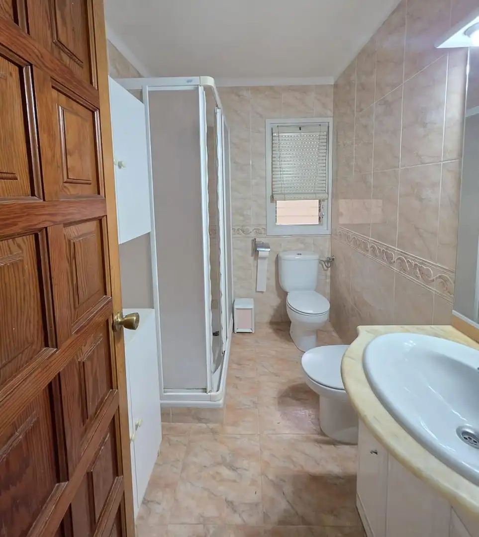 Bathroom of Flat for sale in Salou  with Terrace