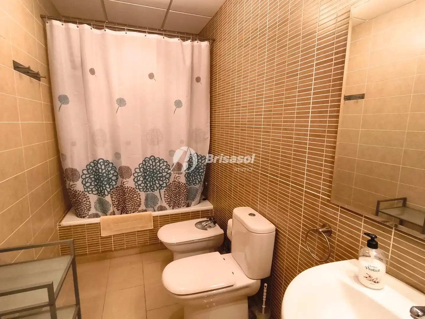 Piso con piscina en venta en Carrer de Joan Miró, imagen 18