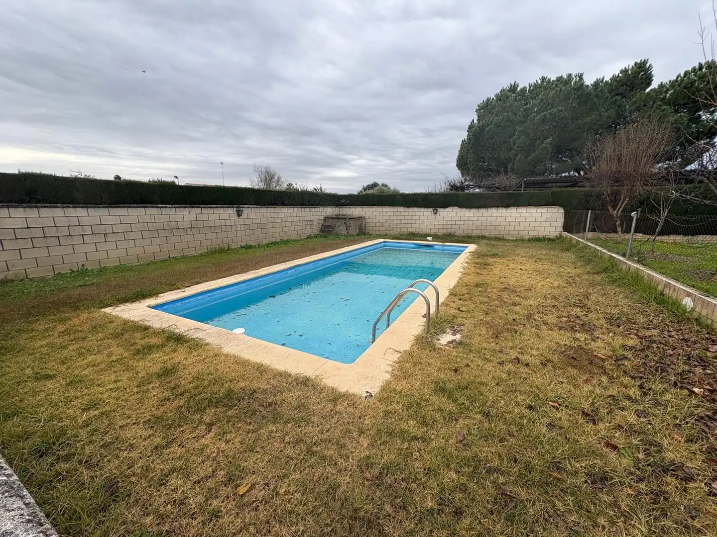 Casa rustica con piscina in vendita a Periurbano Oeste - Sierra, imagen 2