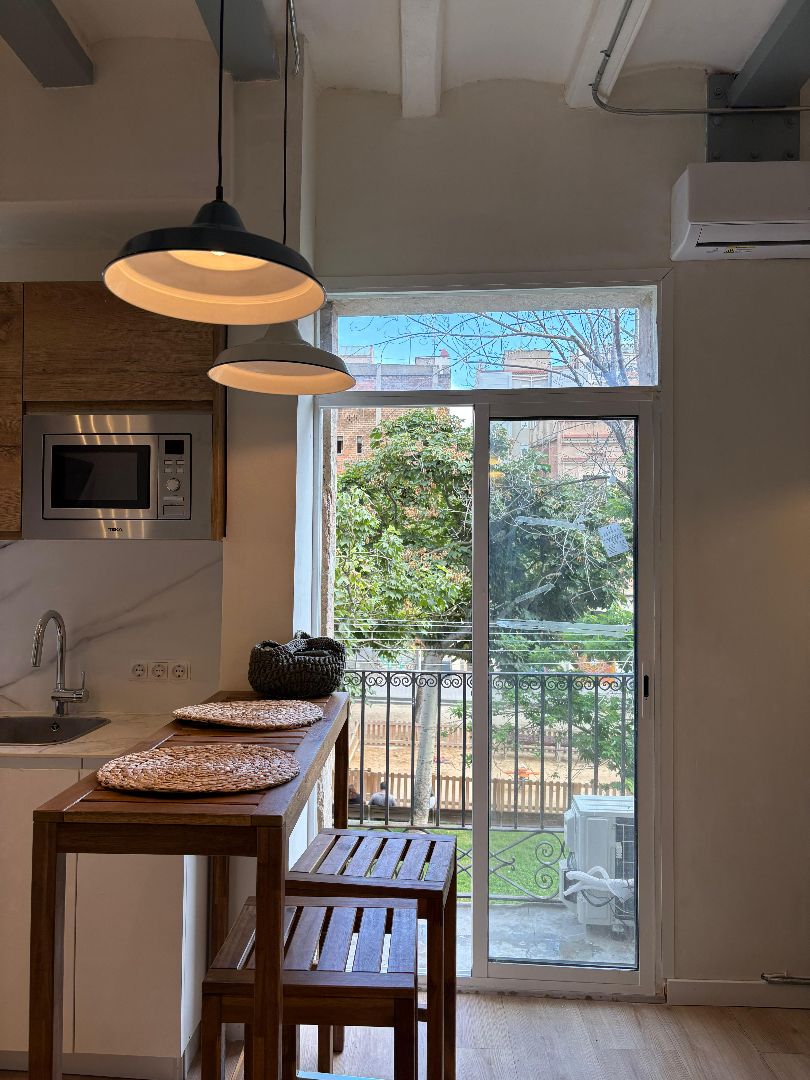 Kitchen of Study to rent in  Barcelona Capital  with Air Conditioner, Furnished and Balcony
