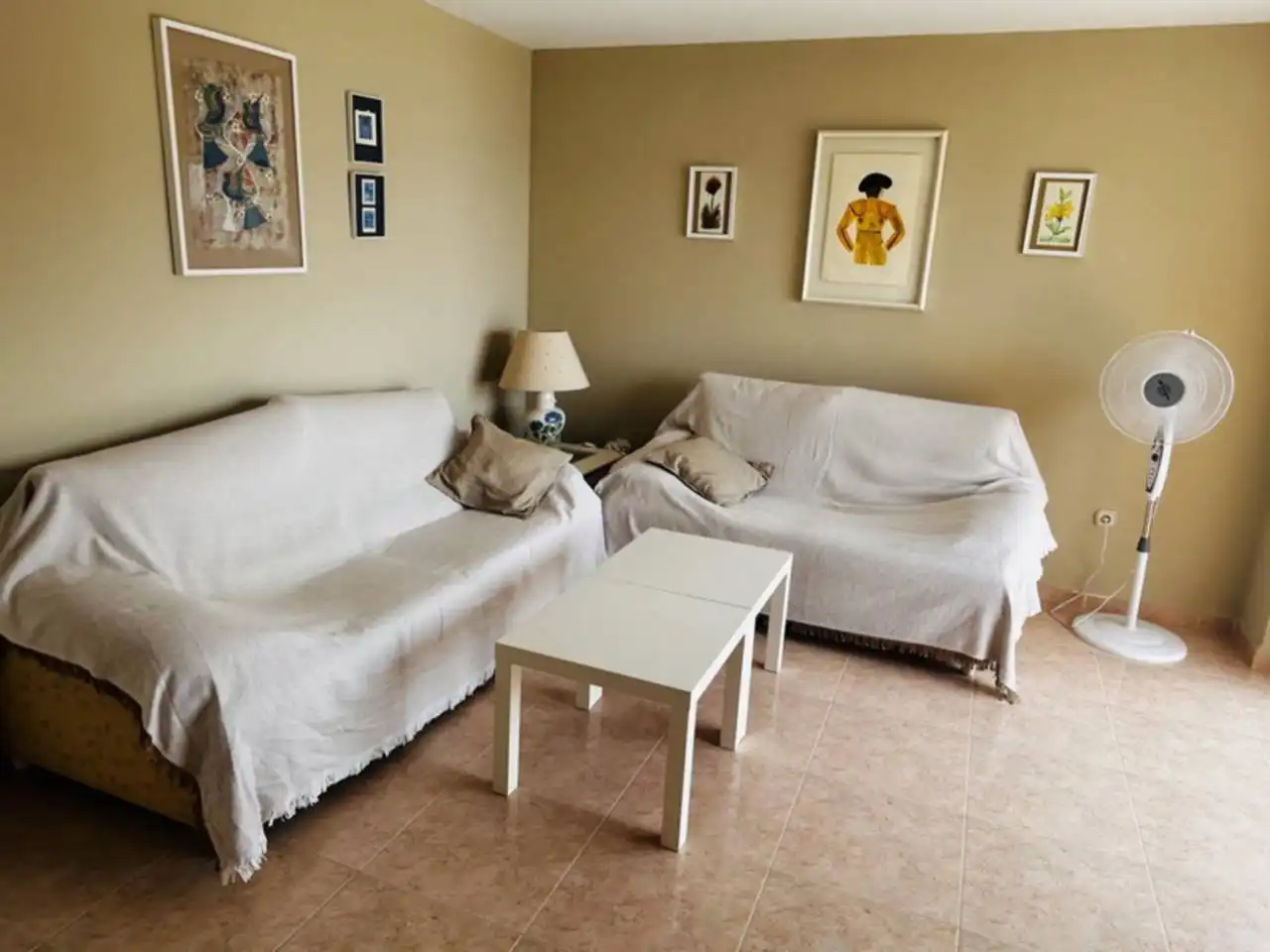 Sala d'estar de Apartament de lloguer en Almuñécar amb Terrassa i Piscina comunitària