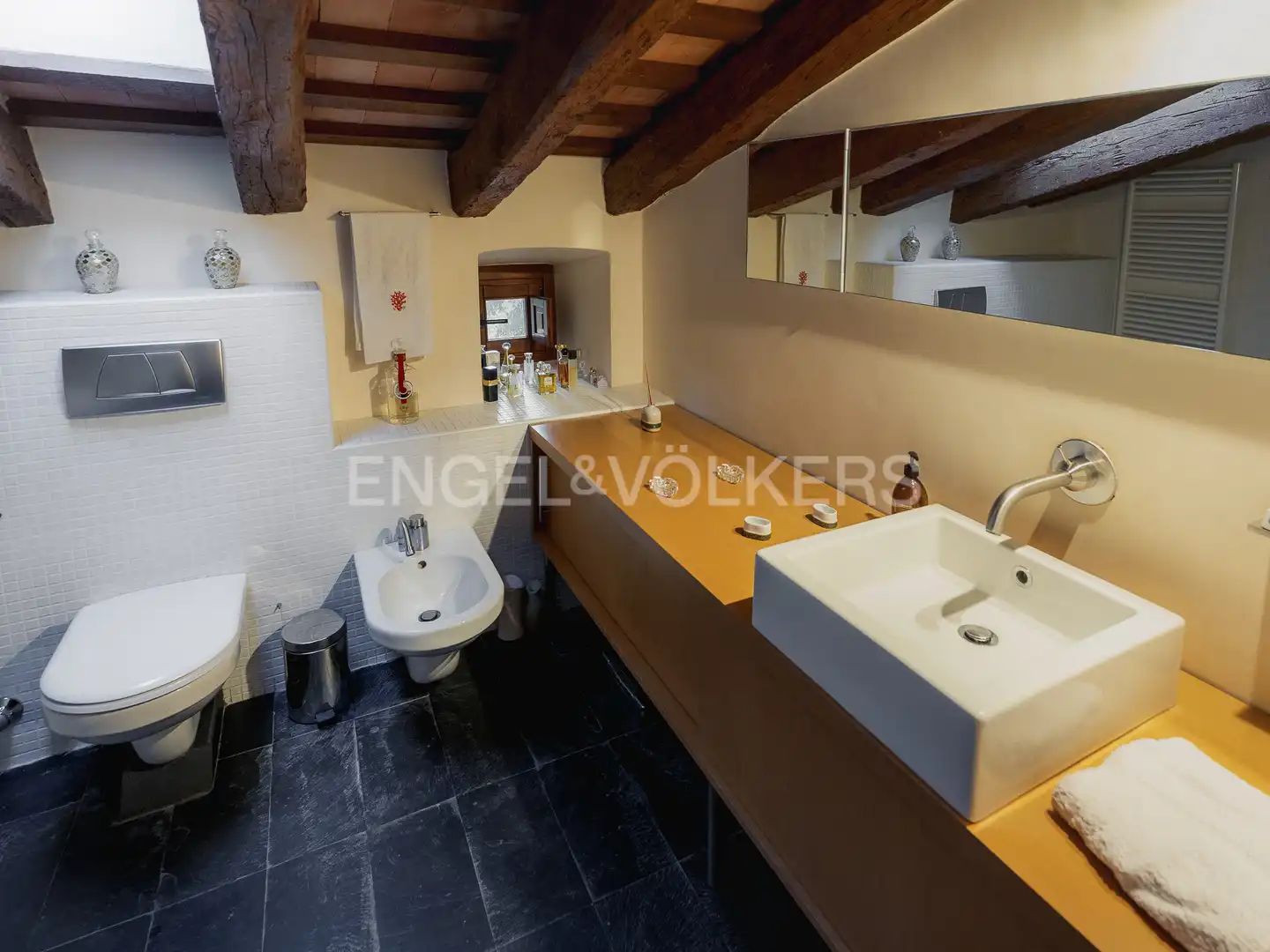 Bathroom of Buildings for sale in Gelida
