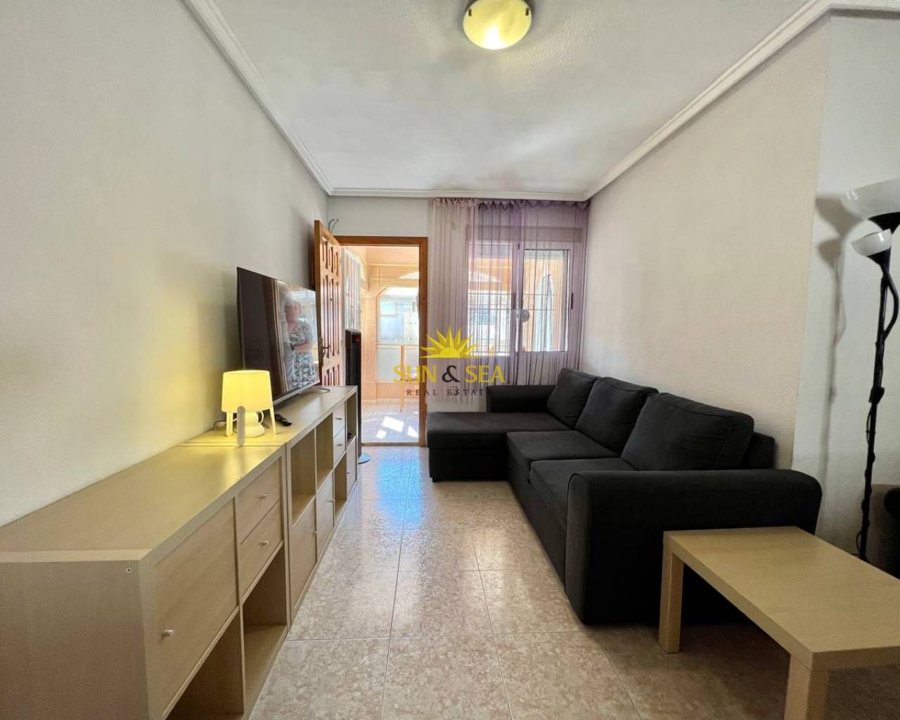 Exterior view of Single-family semi-detached to rent in Torrevieja  with Air Conditioner, Heating and Terrace