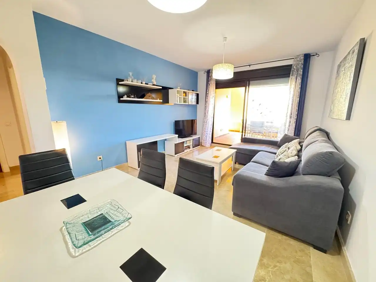 Sala de estar de Apartamento en venta en Manilva con Aire acondicionado, Calefacción y Terraza