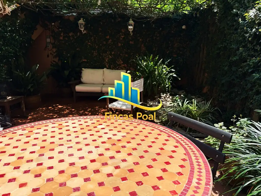 Piscina de Casa adosada en venta en Sant Just Desvern con Calefacción, Jardín privado y Piscina comunitaria