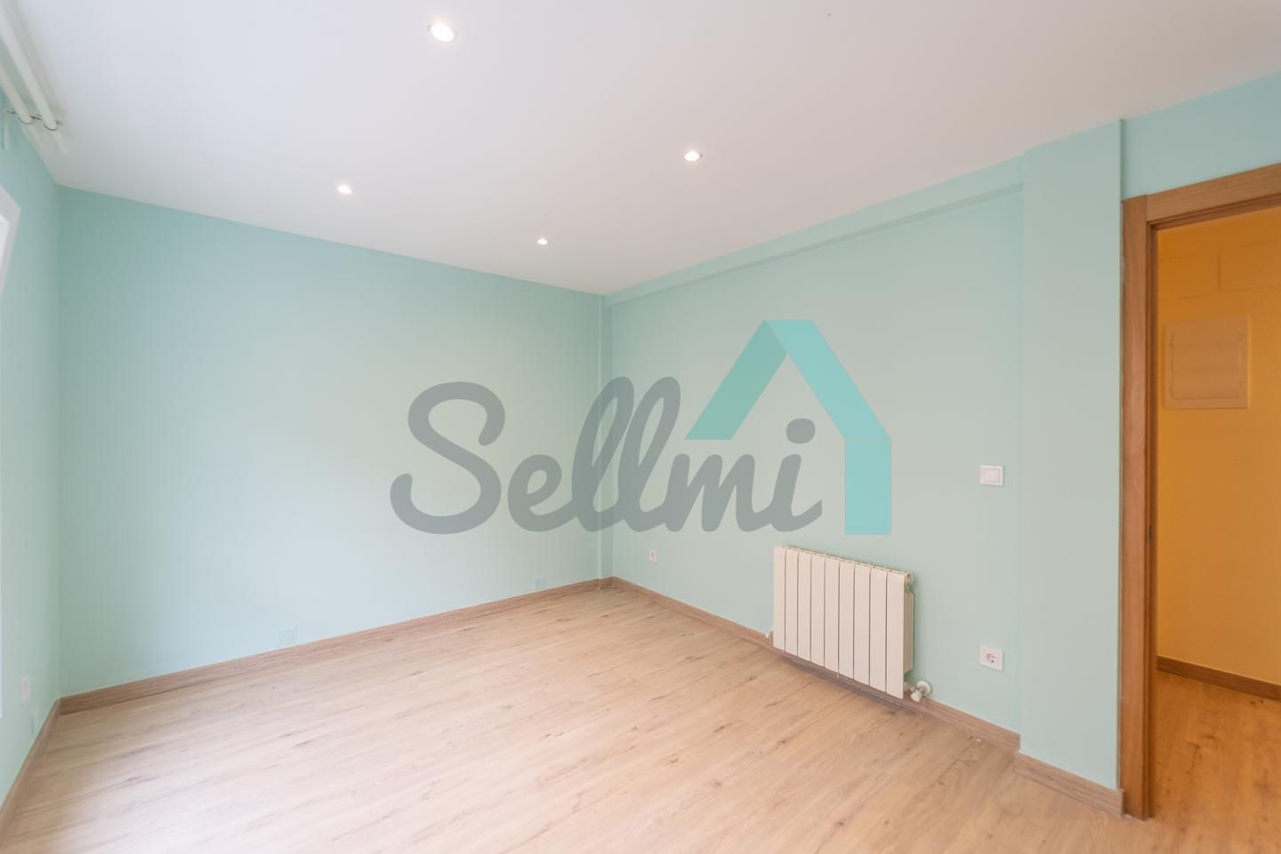 Bedroom of Flat to rent in Oviedo   with Heating