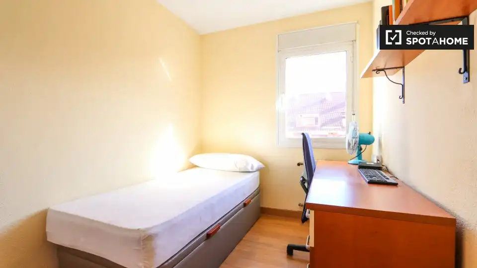 Room in Imperial