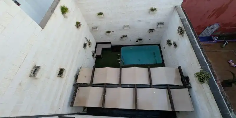 Piscina de Casa o xalet en venda en Dos Hermanas amb Aire condicionat