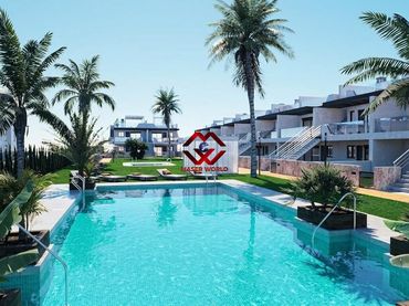 Bungalow mit Pool zum Verkauf in Pilar de la Horadada ciudad