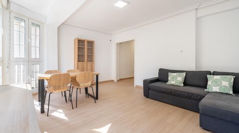 Foto 2 de Pis de lloguer a Calle General Luque, 46, Centro, Almería Capital