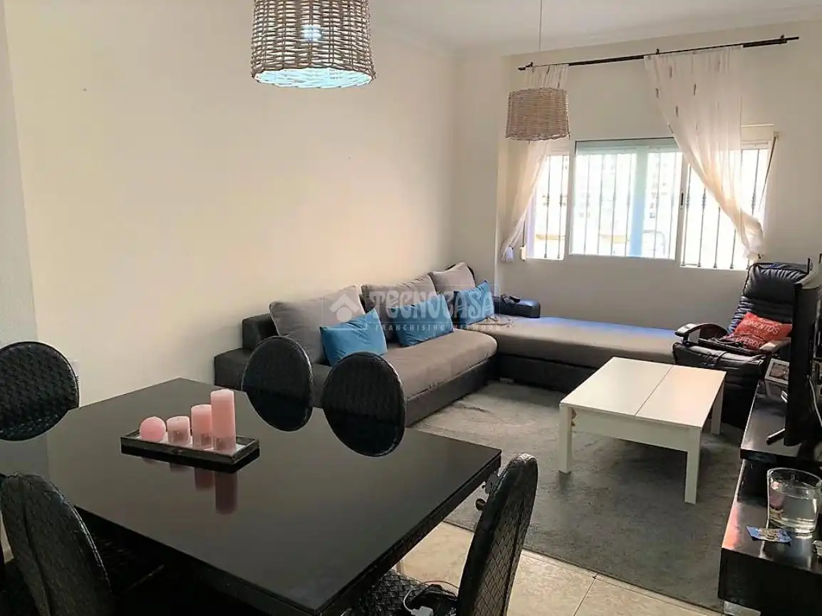 Living room of Flat for sale in Fuengirola