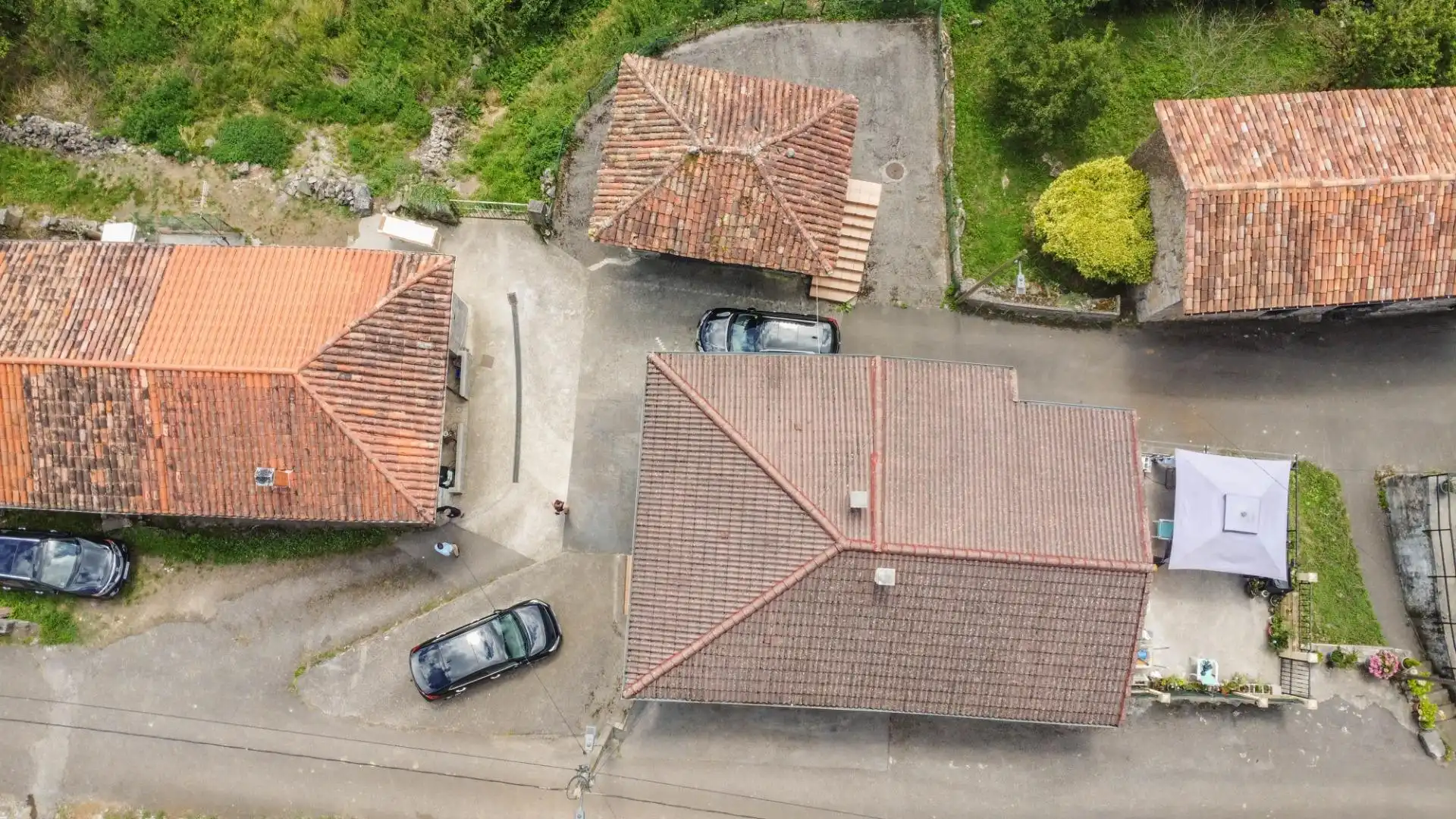 Aparcament de Casa o xalet en venda en Ribera de Arriba amb Calefacció, Jardí privat i Terrassa