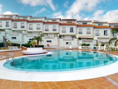 Swimming pool of Single-family semi-detached for sale in  Santa Cruz de Tenerife Capital  with Air Conditioner, Terrace and Balcony