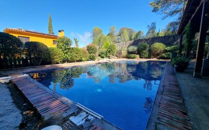 Schwimmbecken von Haus oder Chalet zum verkauf in Sant Julià de Ramis mit Klimaanlage, Heizung und Privatgarten