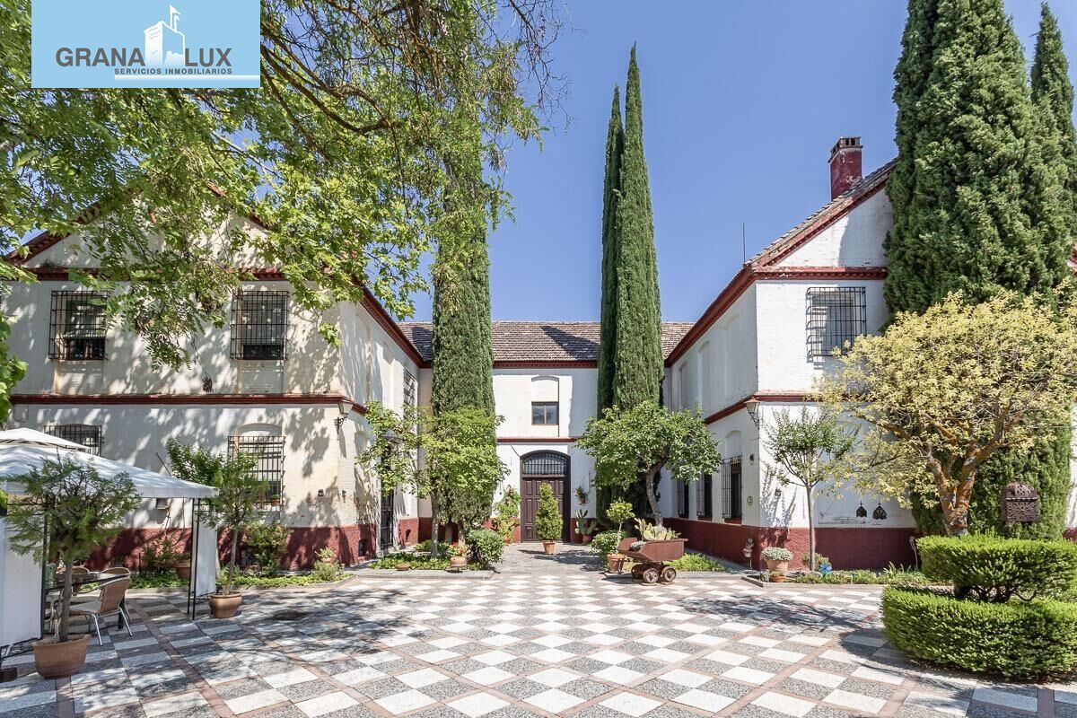 Exterior view of Country house for sale in  Granada Capital