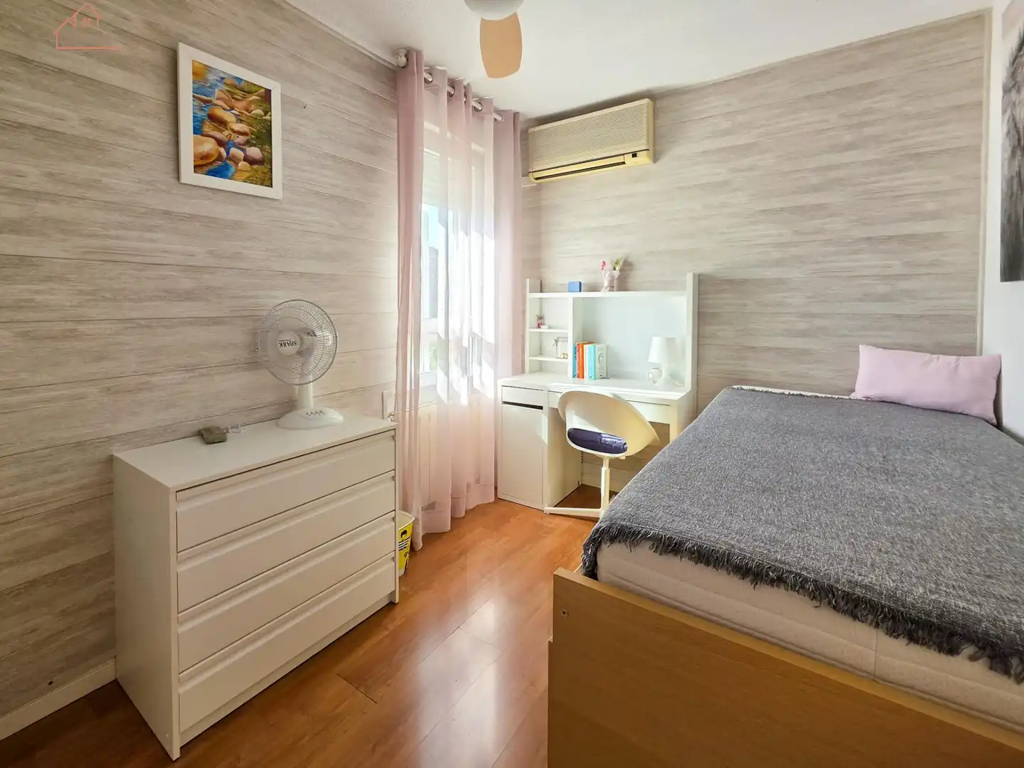 Habitación de Piso en venta en Fuenlabrada con Aire acondicionado, Calefacción y Amueblado
