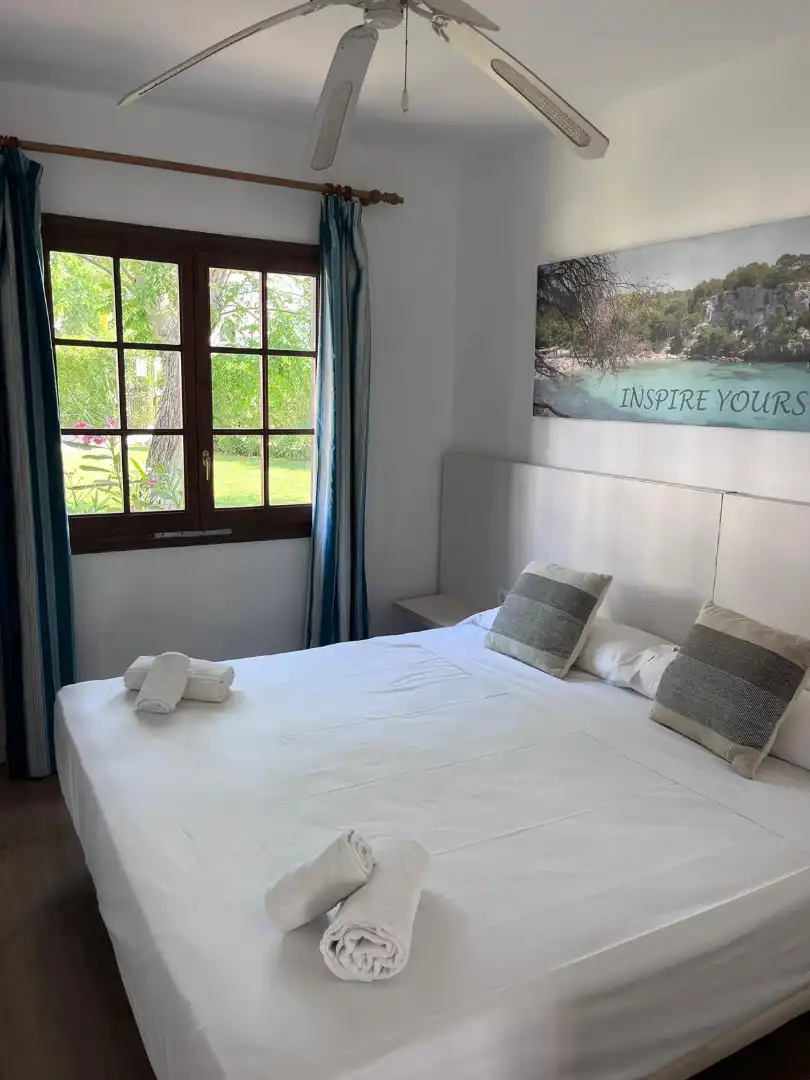 Dormitori de Apartament en venda en Alaior amb Aire condicionat, Parquet i Terrassa