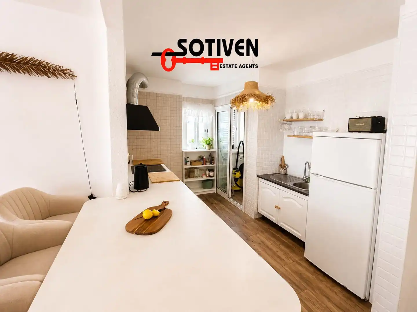 Cuina de Apartament en venda en Acantilados de Los Gigantes