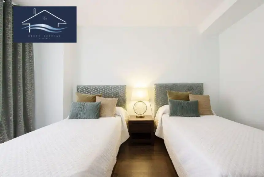 Habitación de Piso en venta en Alicante / Alacant con Aire acondicionado, Calefacción y Parquet