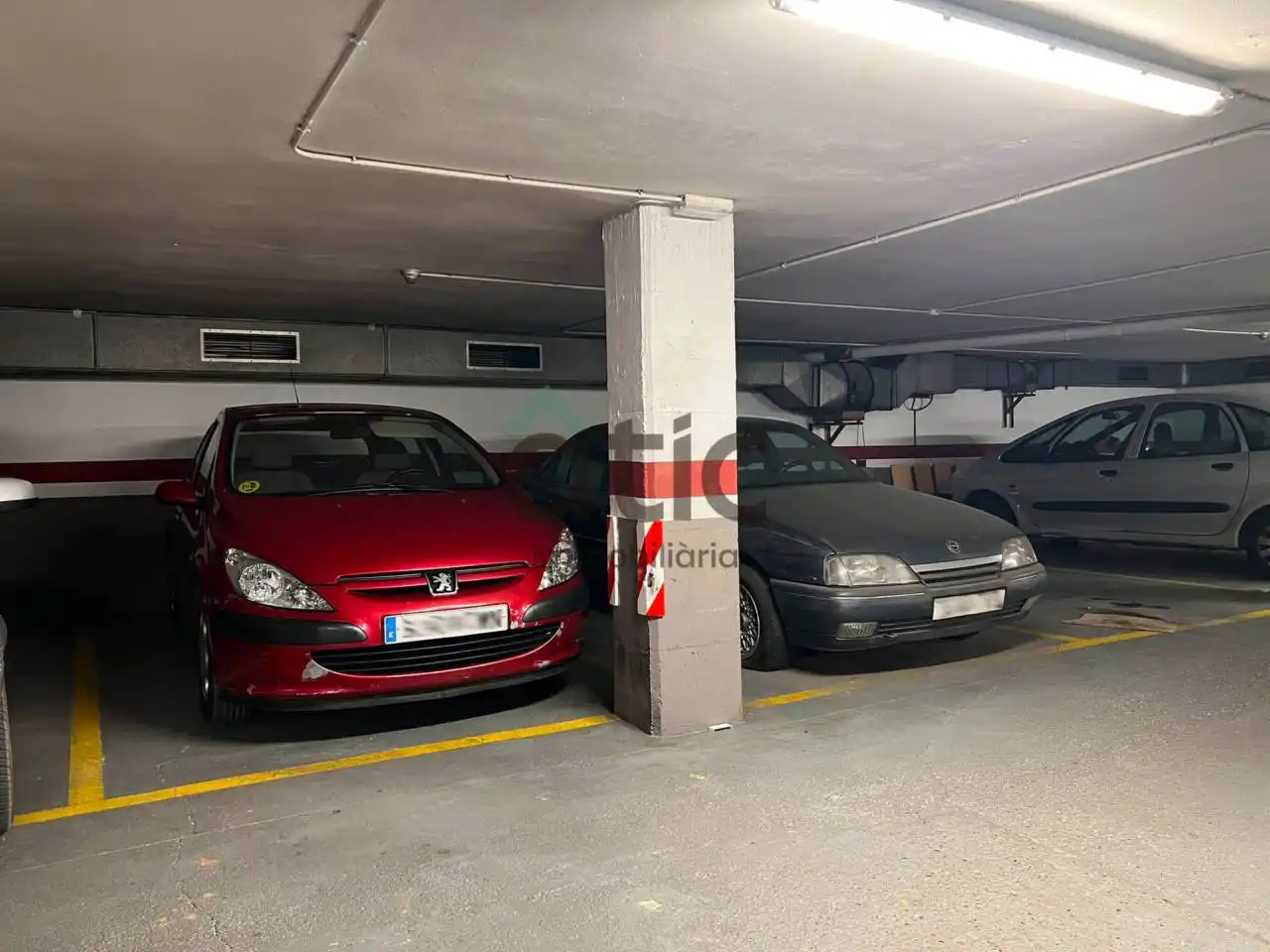 Parking of Flat for sale in Plaça Catalunya