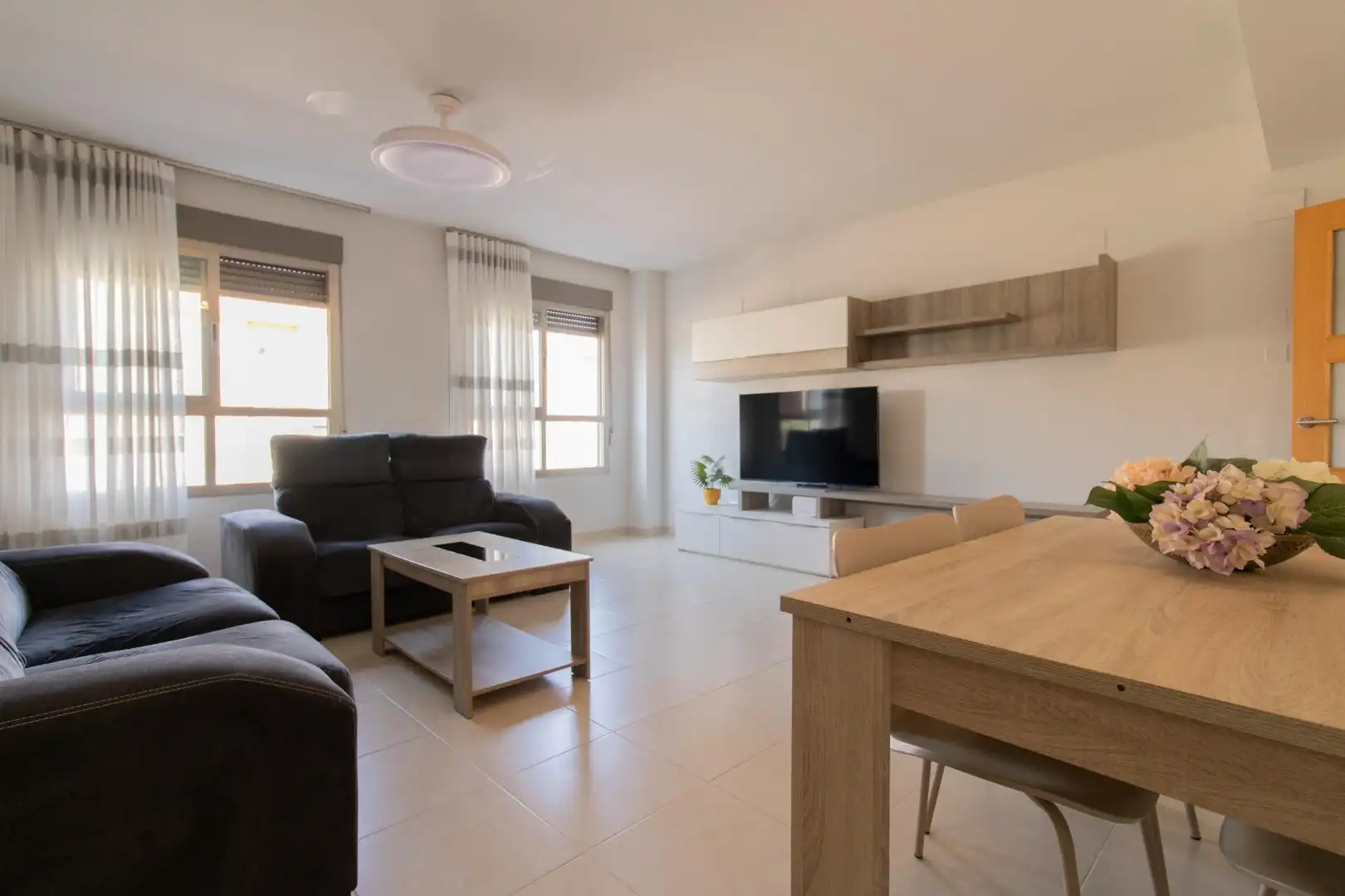 Piso con ascensor en venta en Sur, imagen 4