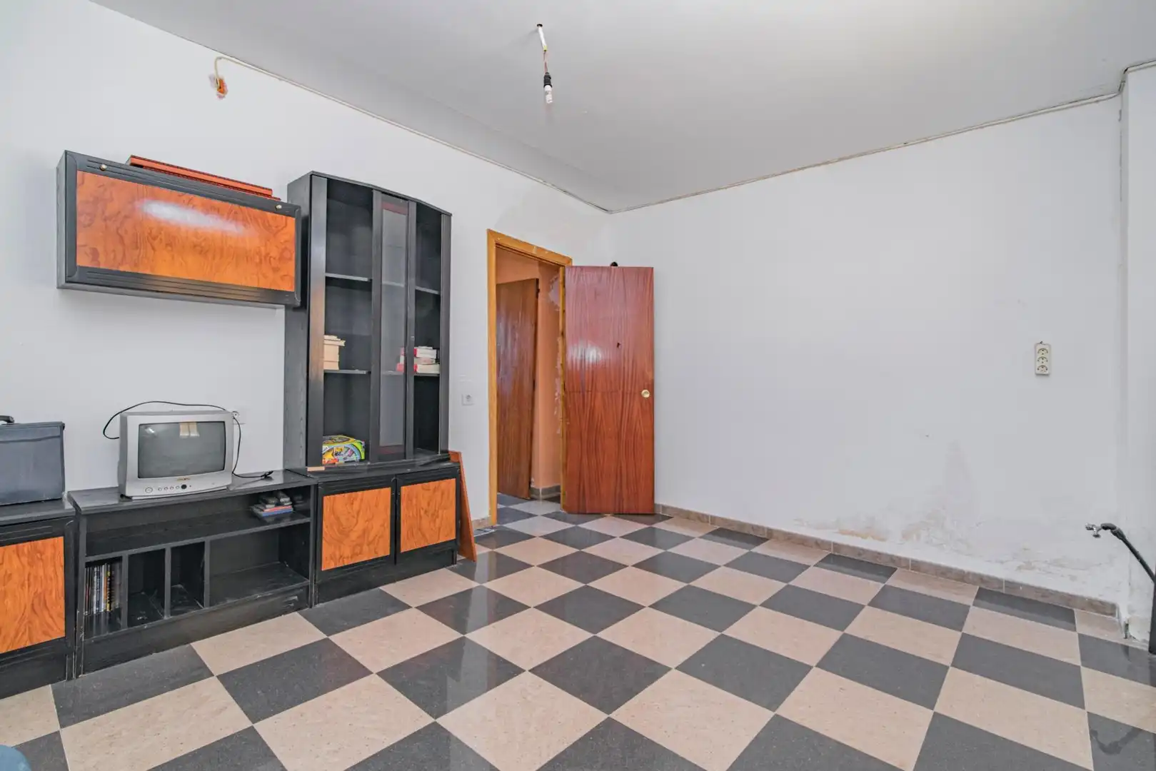 Edificio en venta en Carretera HUELMA, 66, Montejícar