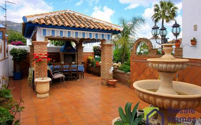 Terrace of House or chalet for sale in Marbella  with Air Conditioner, Private garden and Terrace