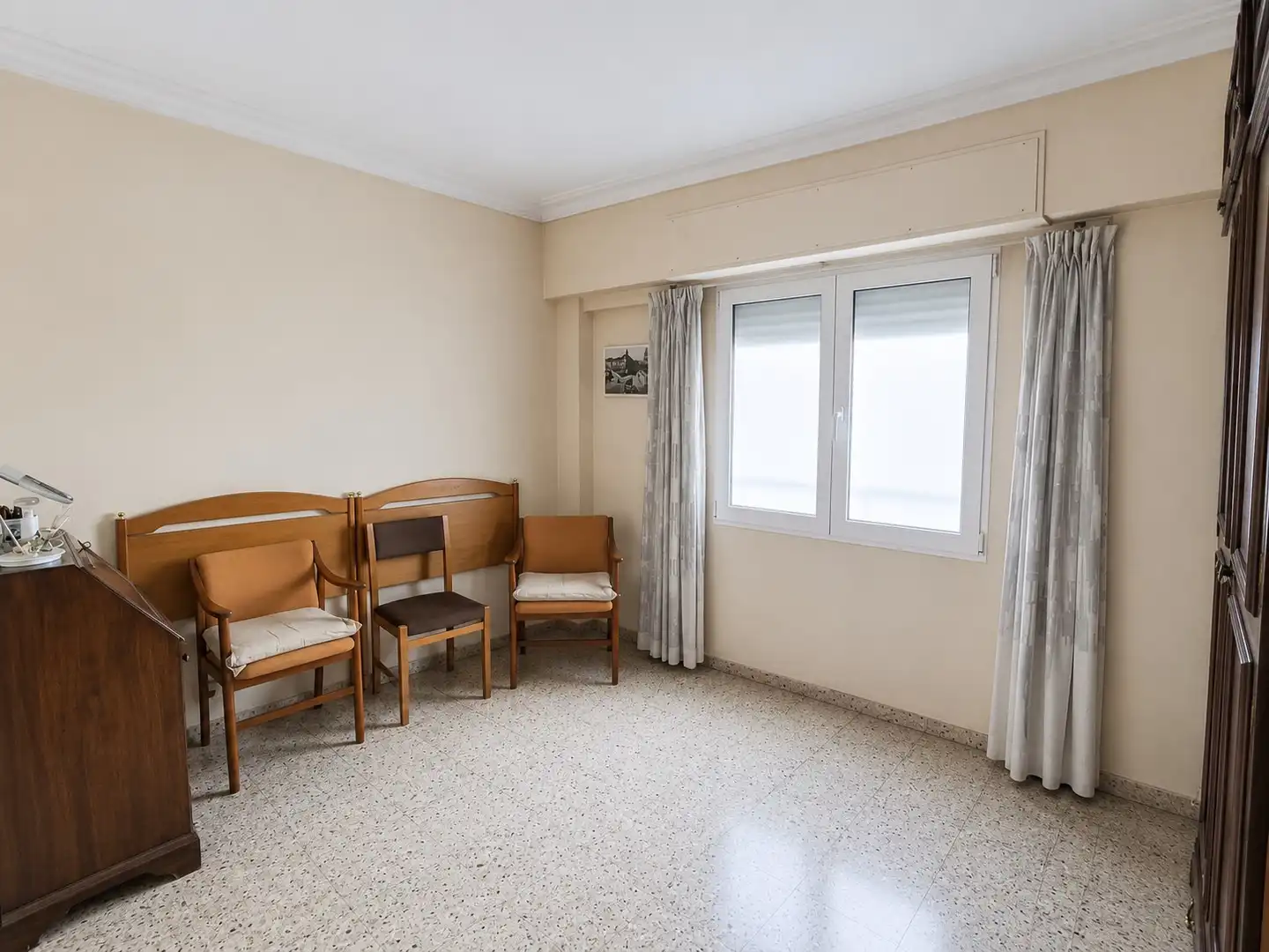 Habitación de Piso en venta en Zaragoza con Calefacción, Amueblado y Horno