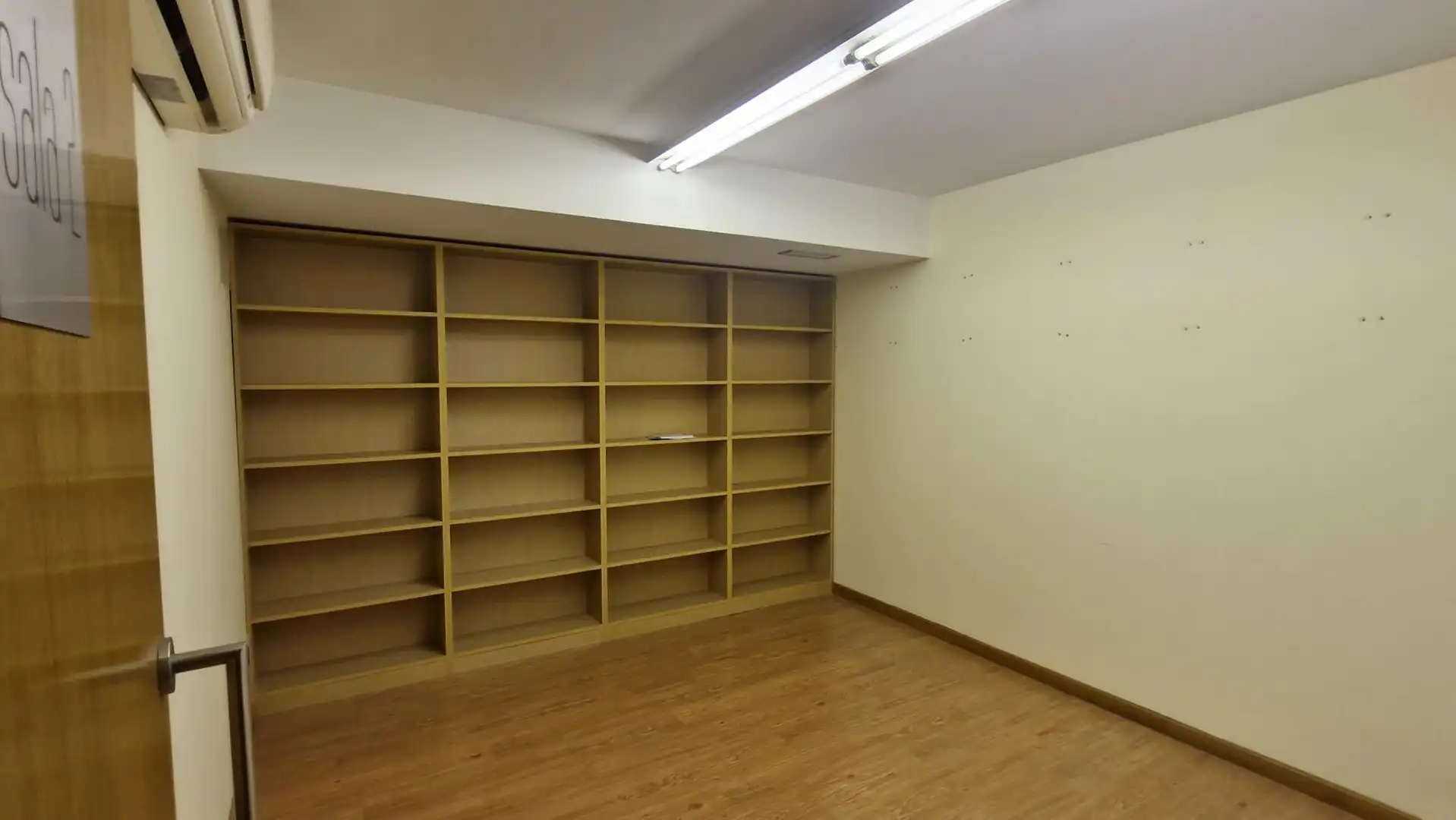 Büro zur Miete in Rúa Xosé Chao Rego 8, Santiago de Compostela, España, imagen 18
