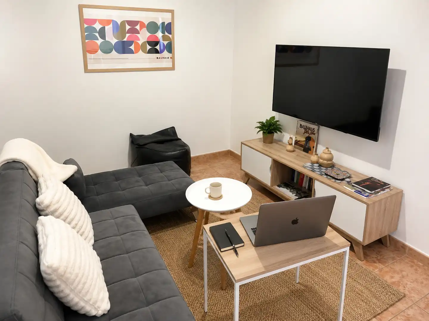 Sala de estar de Piso de alquiler en Piélagos con Terraza, Amueblado y Horno
