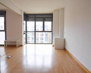 Sala d'estar de Apartament en venda en  Madrid Capital amb Aire condicionat, Calefacció i Traster