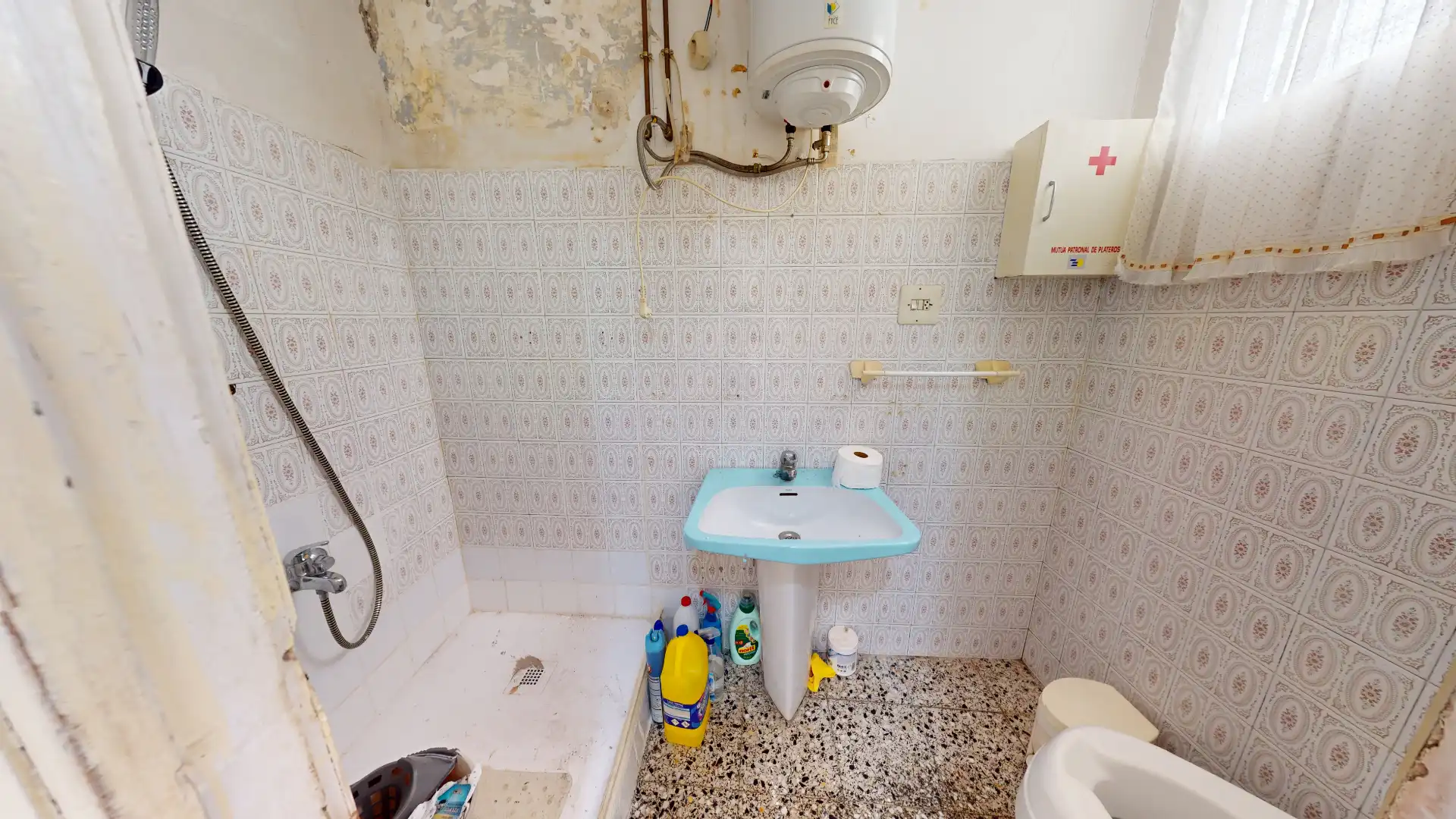 Baño de Piso en venta en Alcoy / Alcoi con Balcón