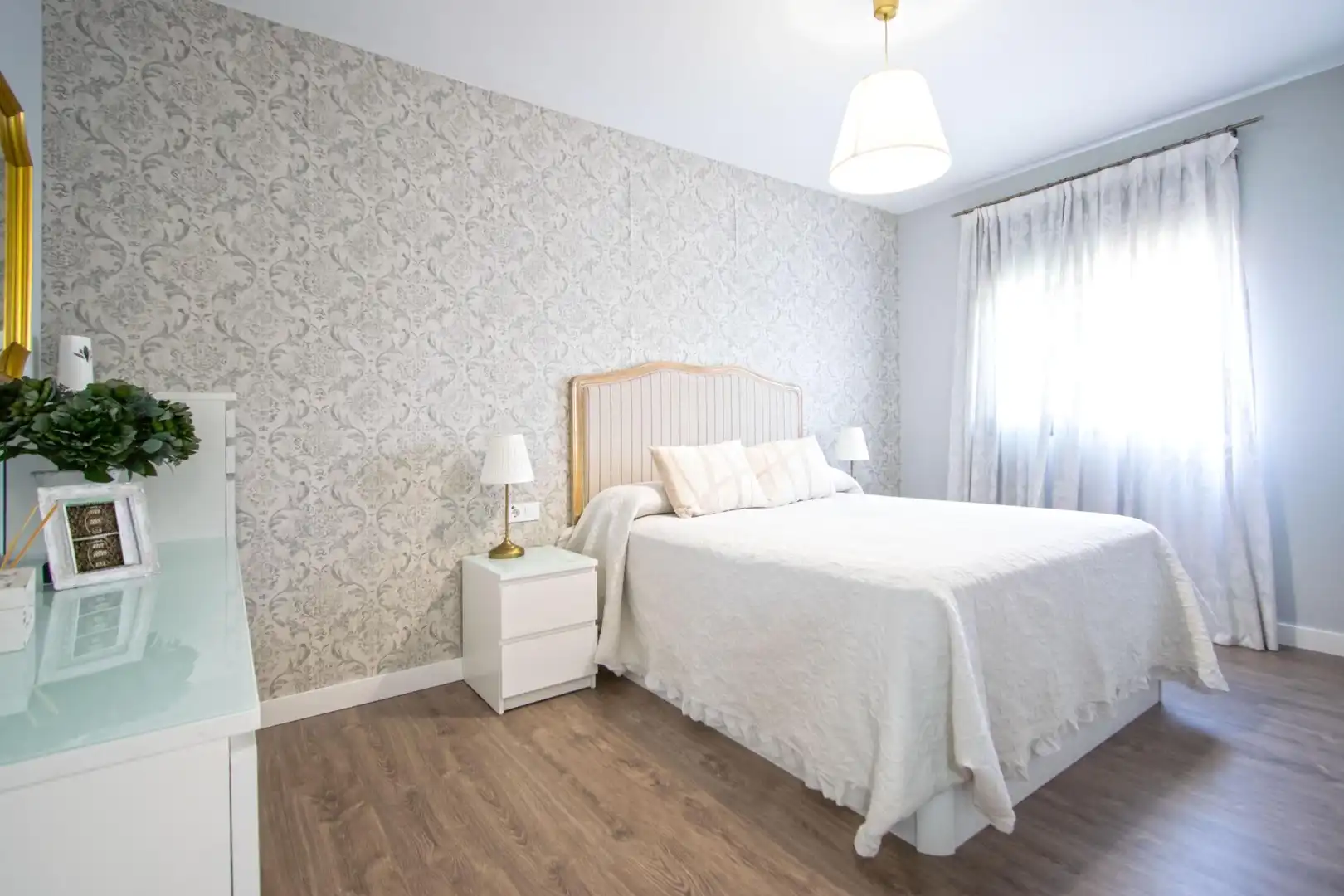 Bedroom of Flat for sale in Este - Alcosa- Torreblanca