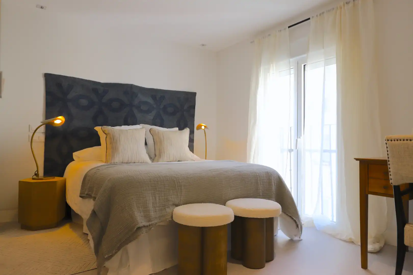 Bedroom of Houses for sale in Madrid  with Air Conditioner, Heating and Parquet flooring