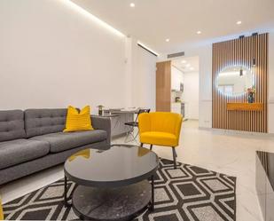 Sala d'estar de Pis de lloguer en  Madrid Capital amb Aire condicionat, Calefacció i Moblat