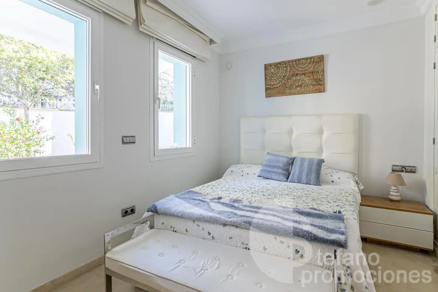 Dormitori de Casa o xalet en venda en Málaga amb Aire condicionat, Jardí privat i Parquet