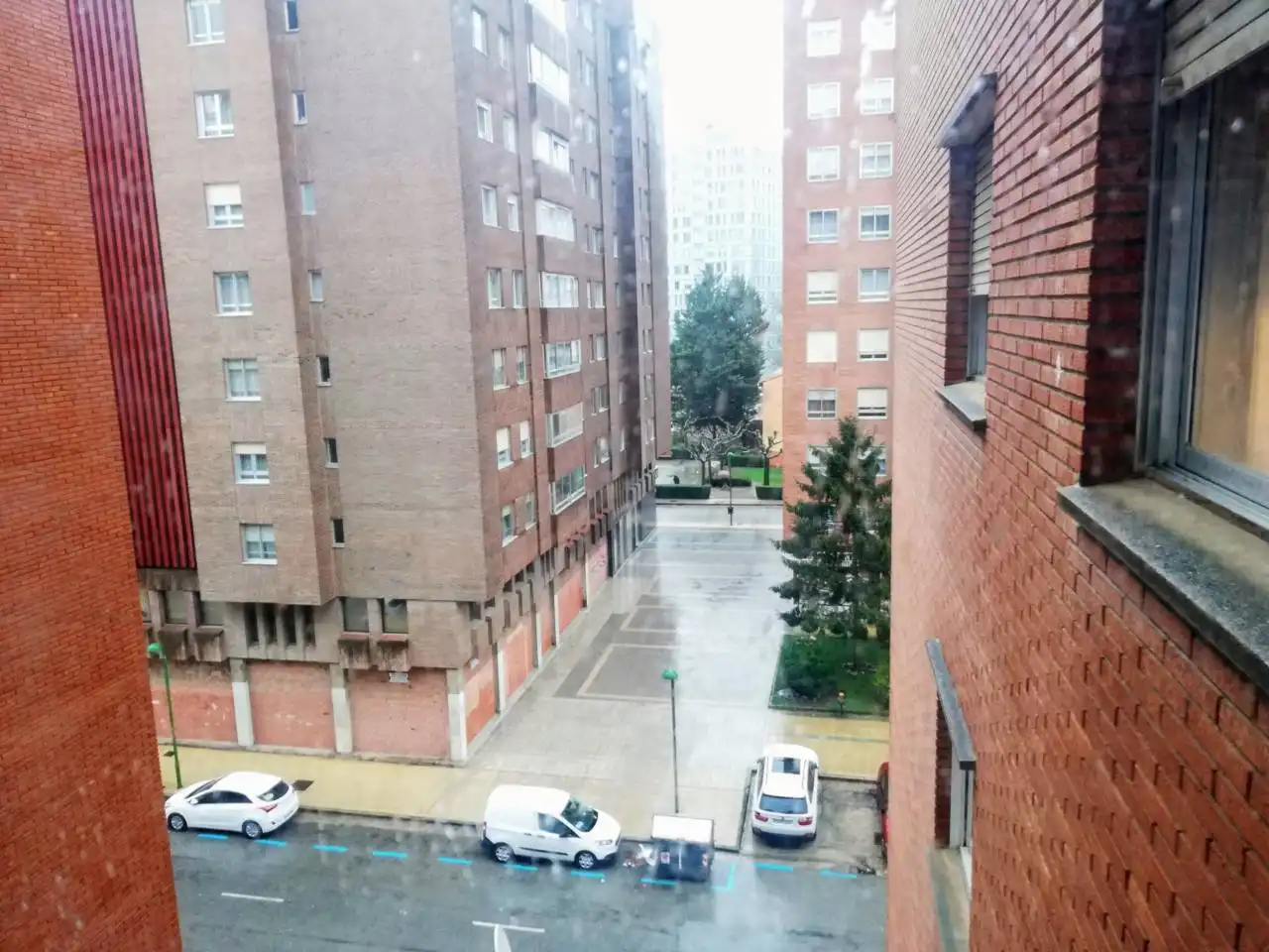Exterior view of Flat for rent in Burgos  with Heating, Parquet flooring and Furnished