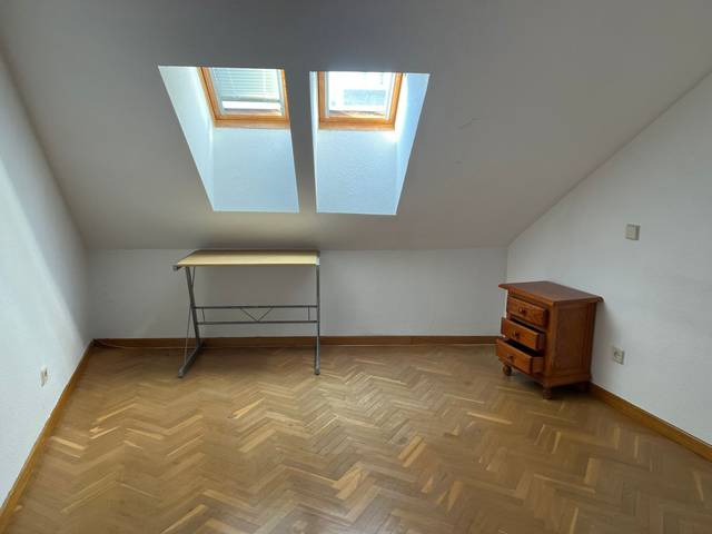 Piso en Venta en Calle de Montesinos en Centro