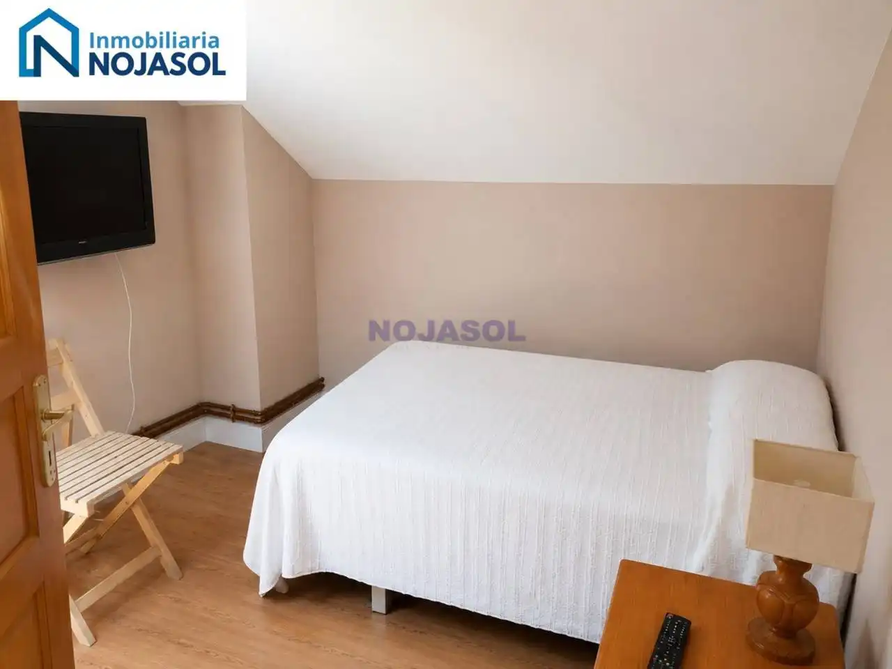 Habitación de Apartamento en venta en Bareyo con Calefacción, Terraza y Trastero