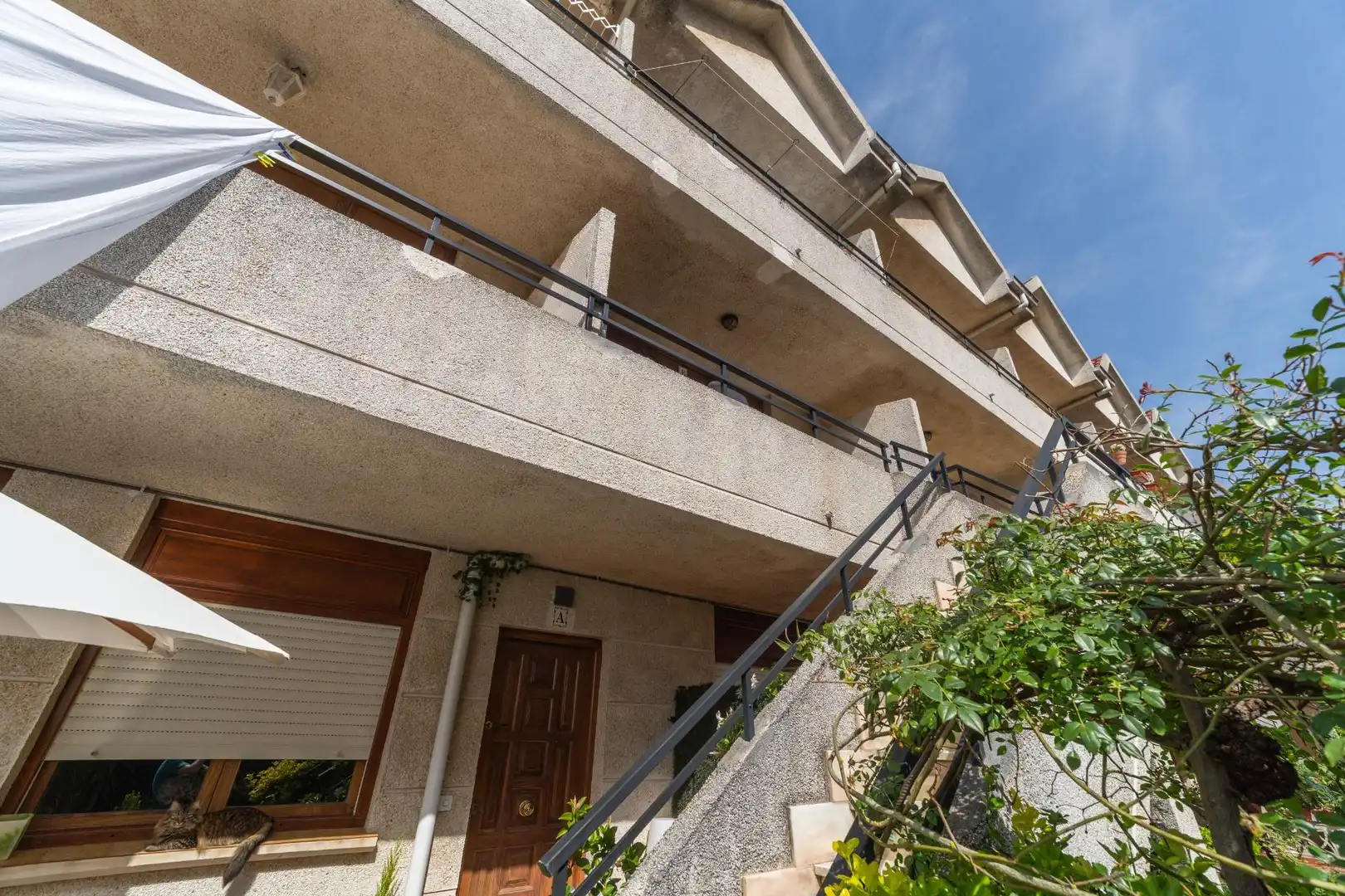 Vista exterior de Piso en venta en Noja con Calefacción, Jardín privado y Terraza