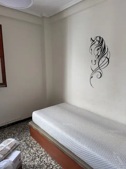 Habitación de Piso en venta en Xirivella con Calefacción, Trastero y Balcón