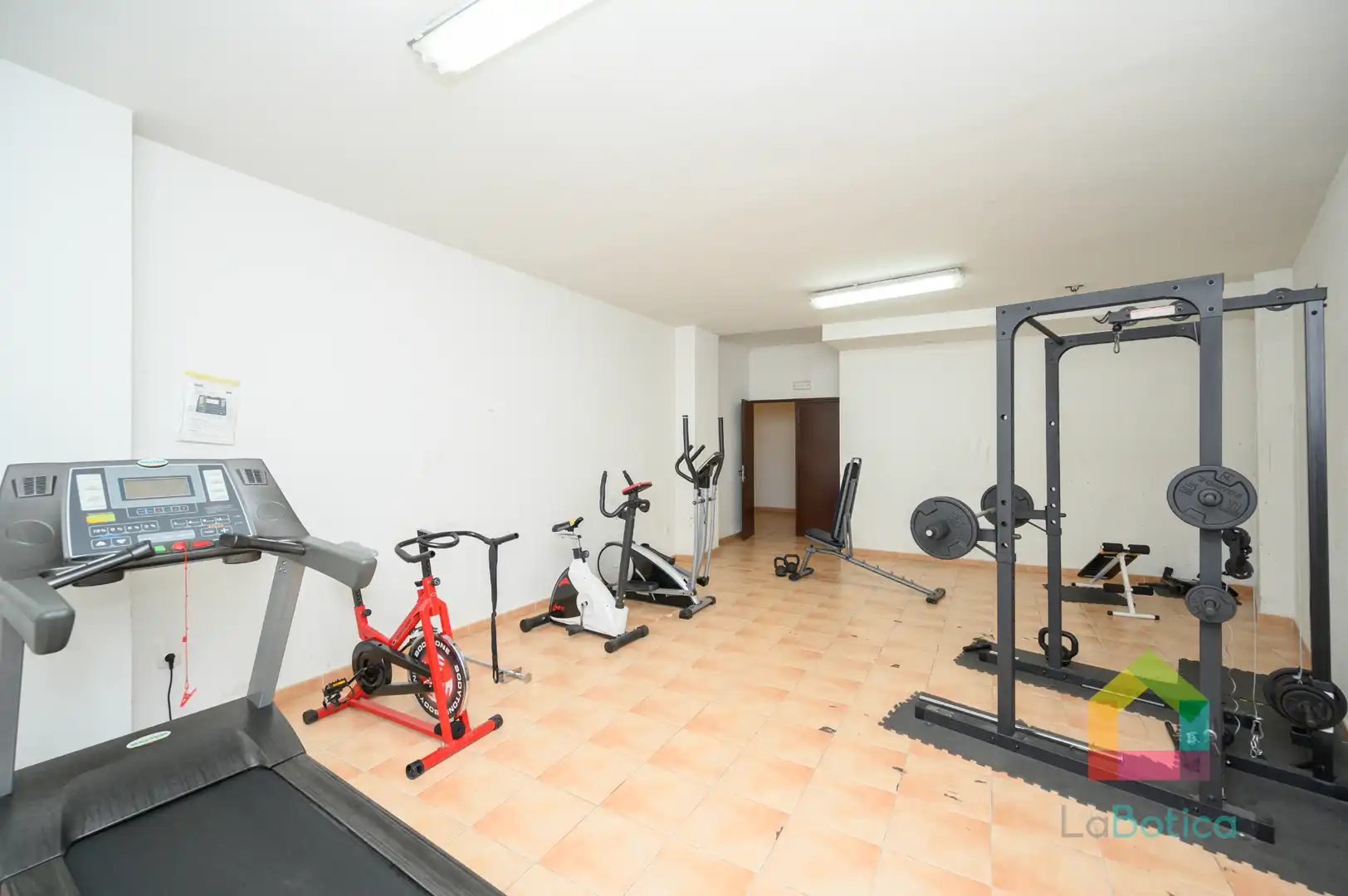 Apartament en venda en Toledo amb Aire condicionat, Moblat i Piscina comunitària