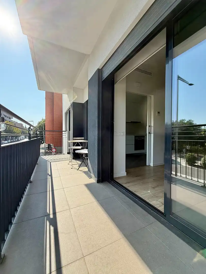 Terrasse von Wohnung zur Miete in Terrassa