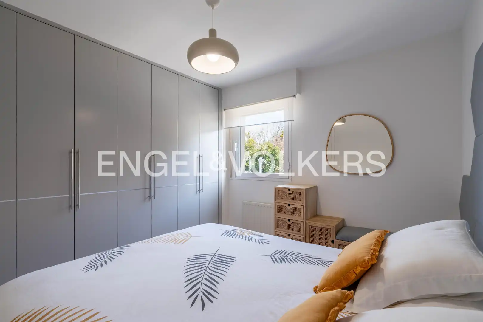 Habitación de Piso en venta en Donostia - San Sebastián  con Calefacción y Trastero
