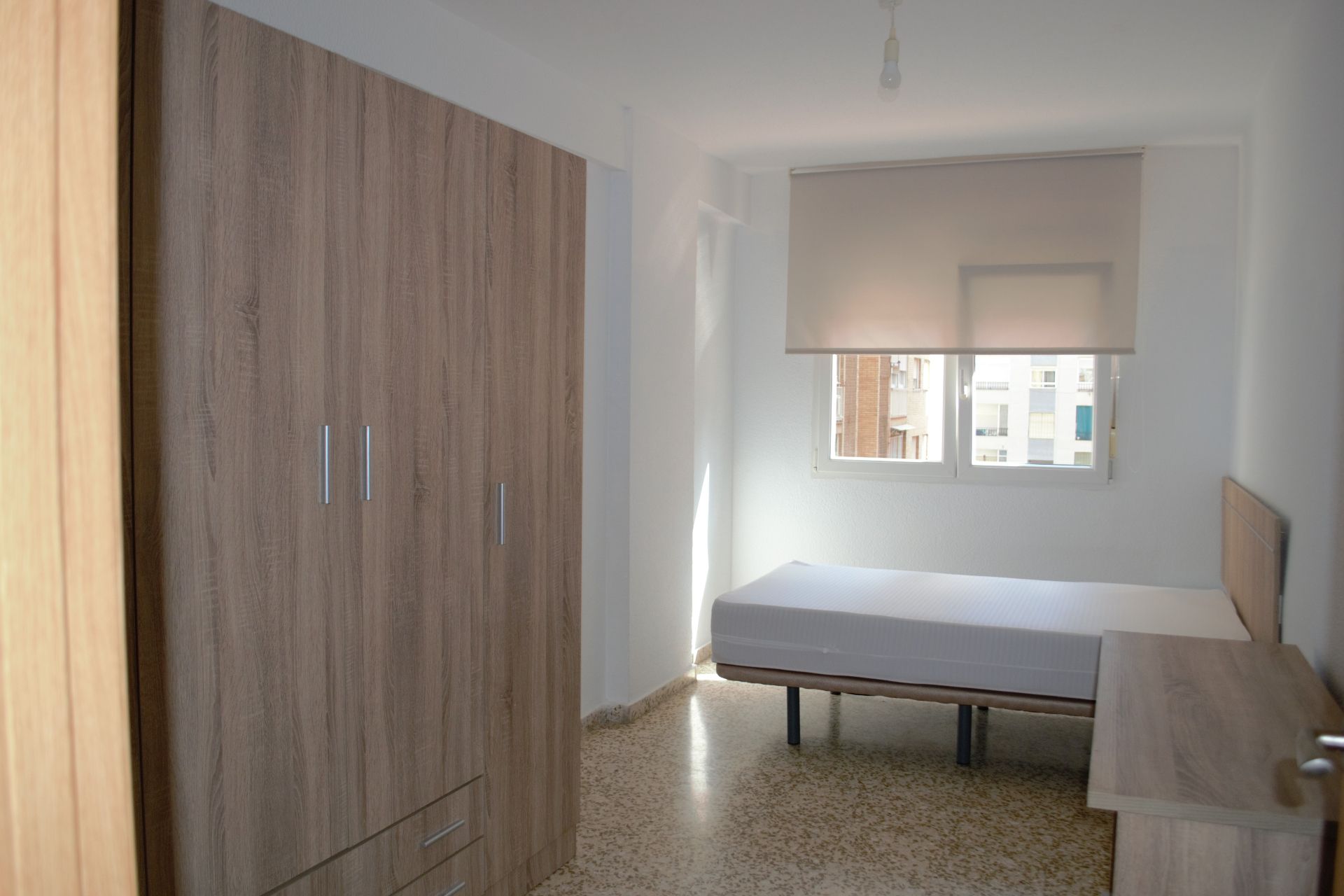 Bedroom of Flat for rent in  Granada Capital  with Furnished, Washing machine and Microwave