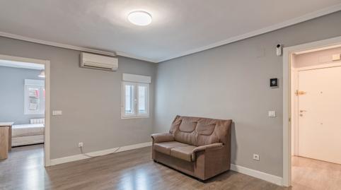 Foto 2 de Apartamento en venta en Aluche, Madrid