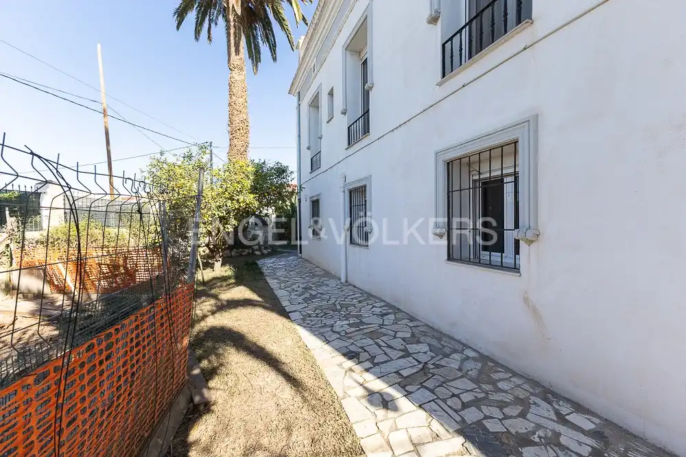 Vista exterior de Casa o chalet en venta en Paterna con Aire acondicionado, Calefacción y Jardín privado