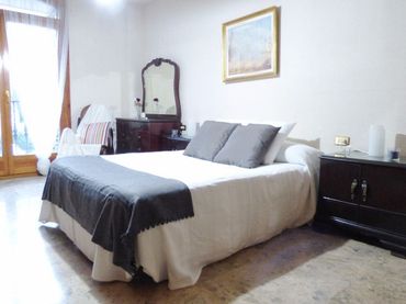 Adosado con balcón en venta en Calle del Arquitecto Berges