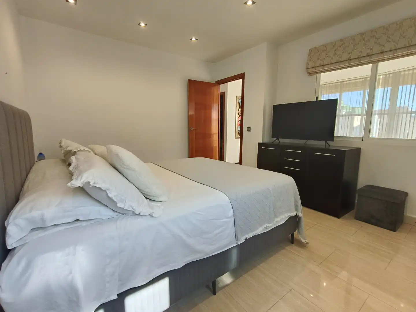 Habitación de Ático en venta en Gandia con Aire acondicionado, Terraza y Amueblado