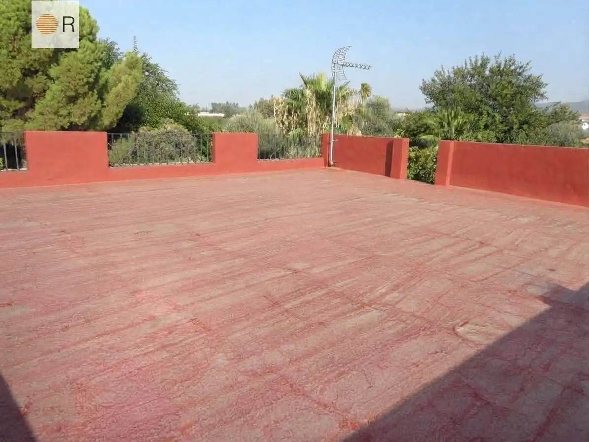 Casa amb piscina en venda a Periurbano Oeste - Sierra, imagen 9